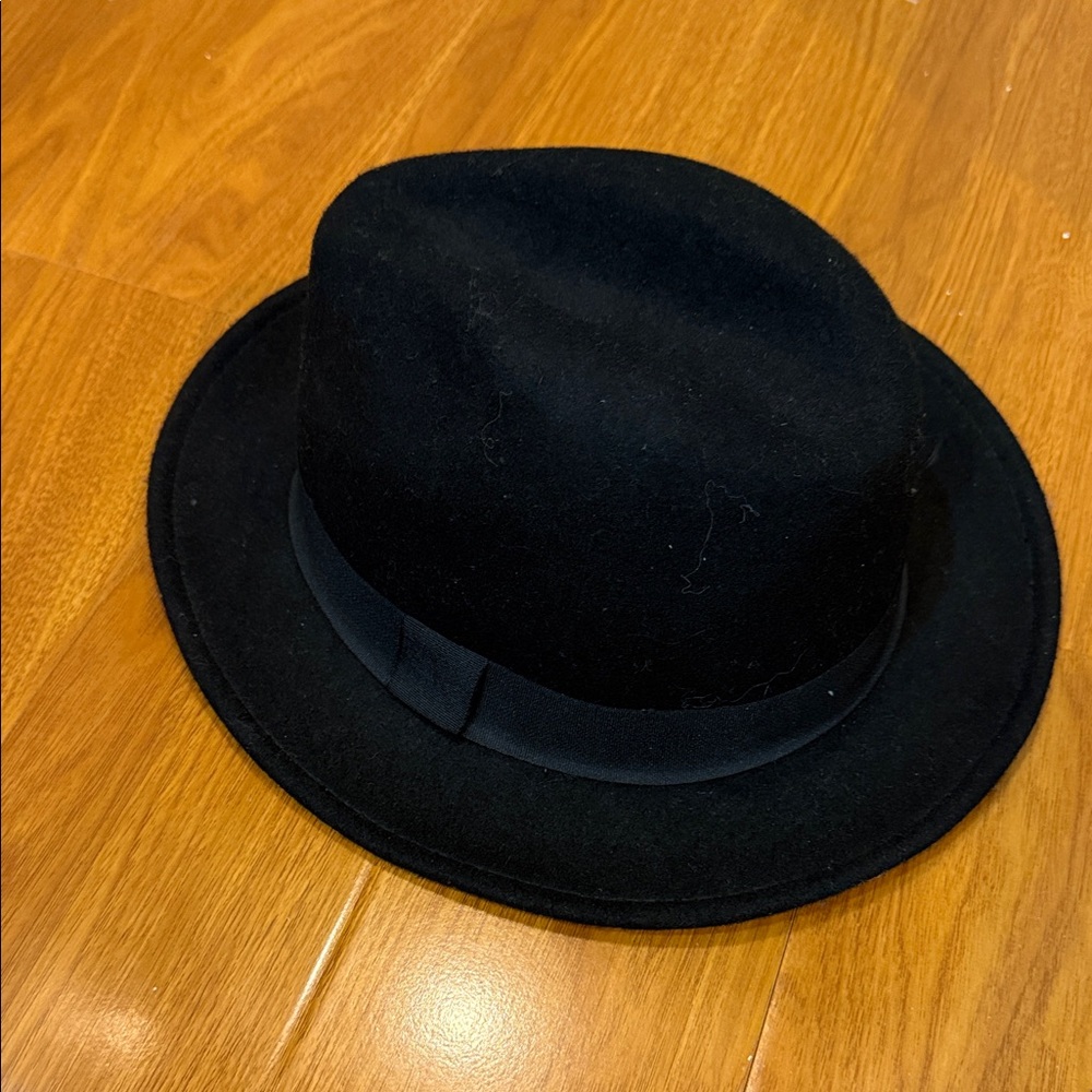 H&M Elegant Black Hat
